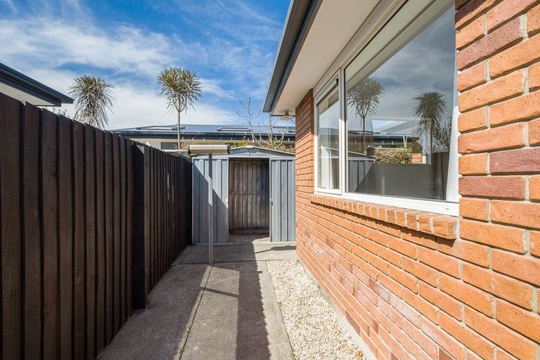 Photo of property in 14 Rue De La Mare, Parklands, Christchurch, 8083