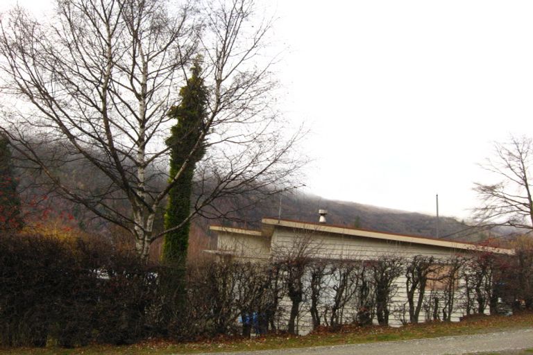 Photo of property in 11 Berkshire Street, Arrowtown, 9302