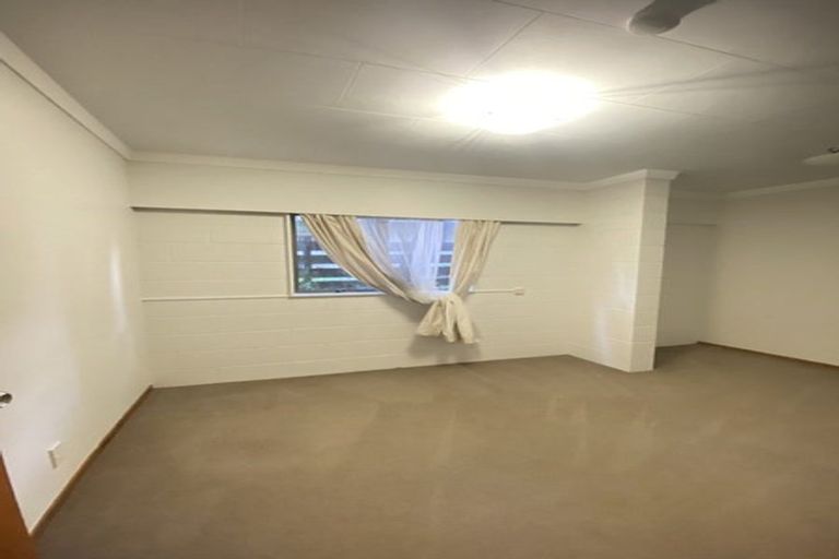 Photo of property in 74 Weatherly Road, Torbay, Auckland, 0630