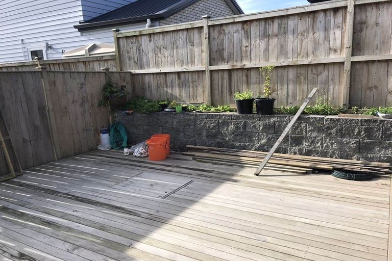 Photo of property in 18 Toia Lane, Silverdale, 0932