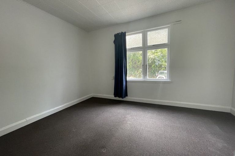 Photo of property in 115-117 Shakespeare Road, Bluff Hill, Napier, 4110