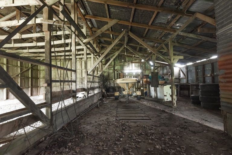 Photo of property in 1173 Karahaki Road, Waverley, 4591