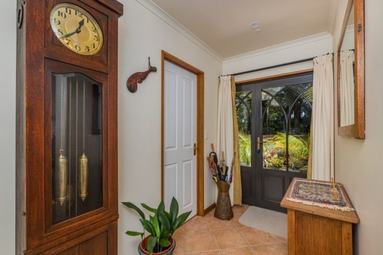 Photo of property in 43 Edkins Road, Kerikeri, 0230