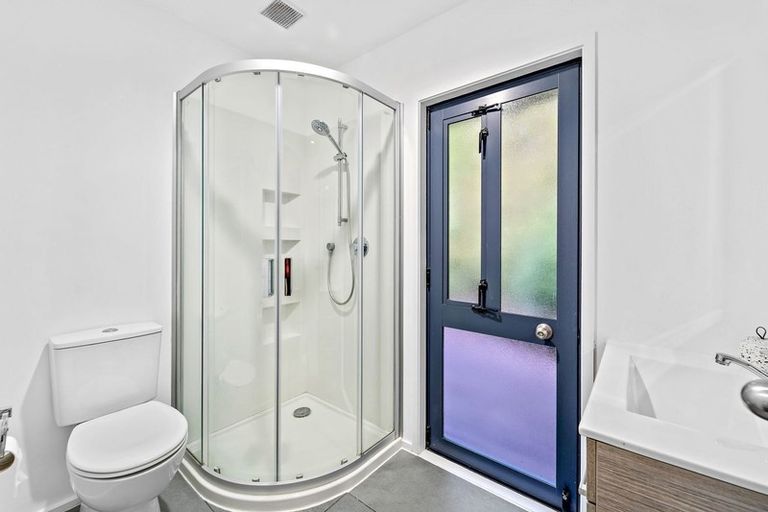 Photo of property in 151f Colwill Road, Massey, Auckland, 0614