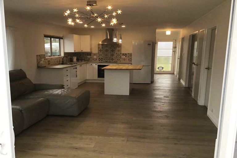 Photo of property in 198 Mahurangi Road East, Snells Beach, 0920