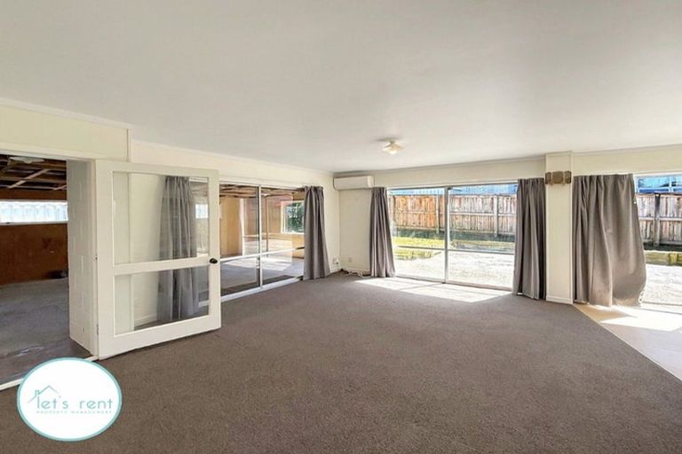Photo of property in 54 Mckinstry Avenue, Mangere East, Auckland, 2024