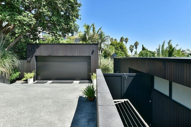 Photo of property in 25c Duncansby Road, Stanmore Bay, Whangaparaoa, 0932