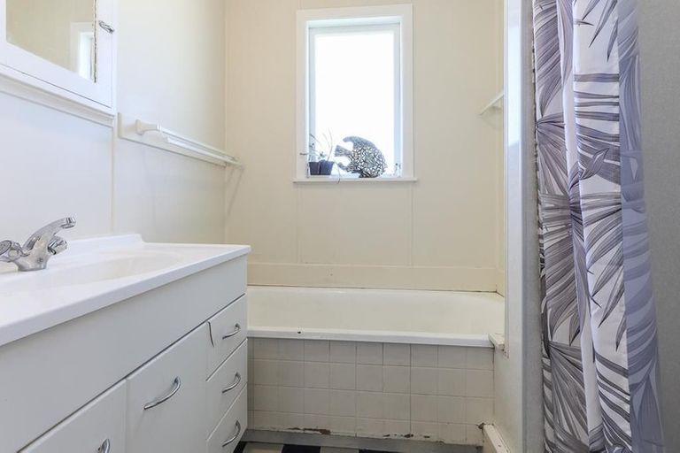 Photo of property in 8 Hermes Place, Sunnybrook, Rotorua, 3015