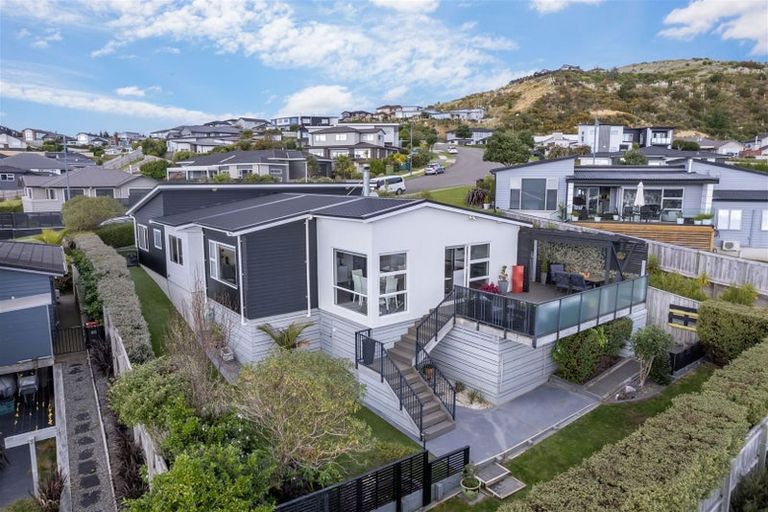 Photo of property in 62 Endeavour Drive, Whitby, Porirua, 5024