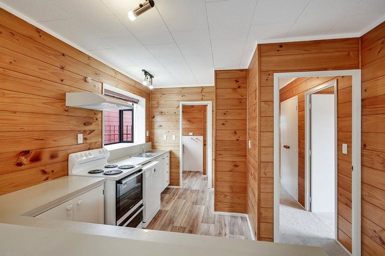 Photo of property in 302b Cambridge Road, Hillcrest, Hamilton, 3216