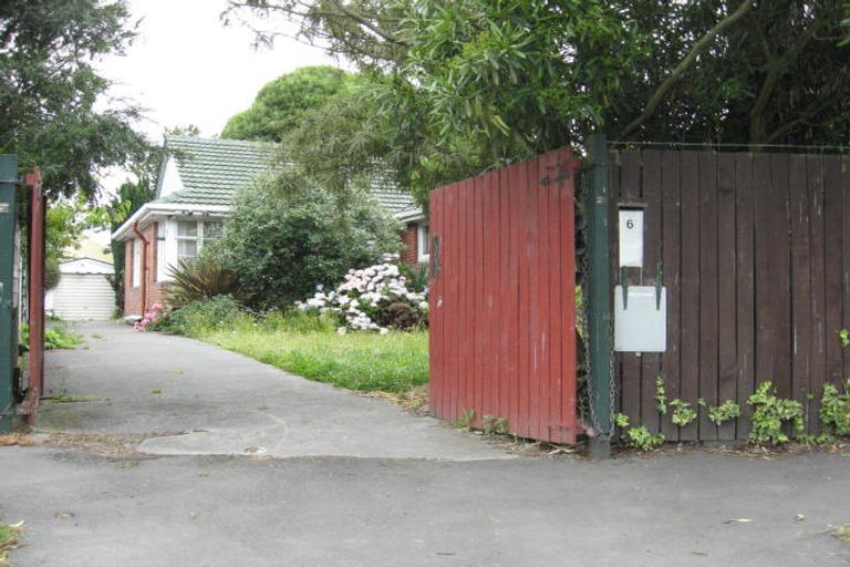Photo of property in 6 Karamu Street, Upper Riccarton, Christchurch, 8041