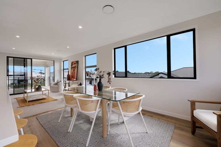 Photo of property in 32 Saint Thomas Avenue, Pyes Pa, Tauranga, 3112