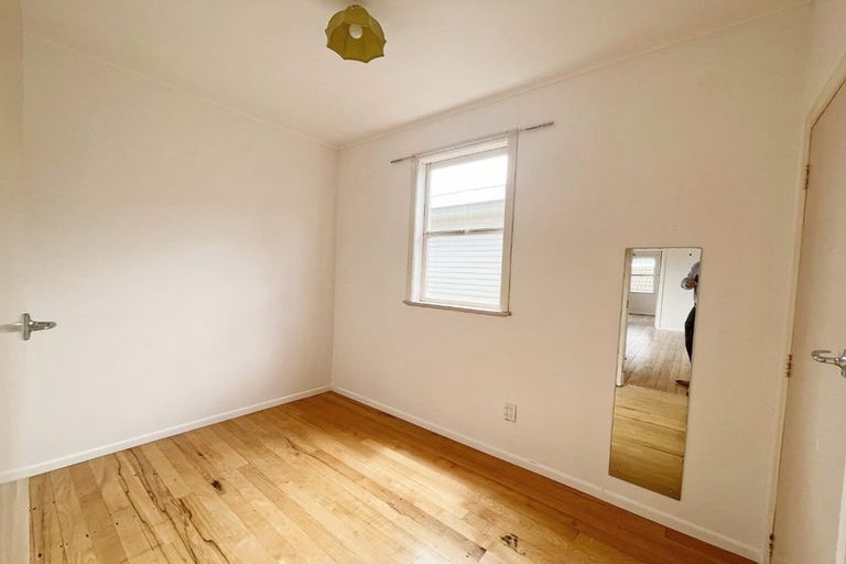 Photo of property in 31 Newhaven Terrace, Mairangi Bay, Auckland, 0630