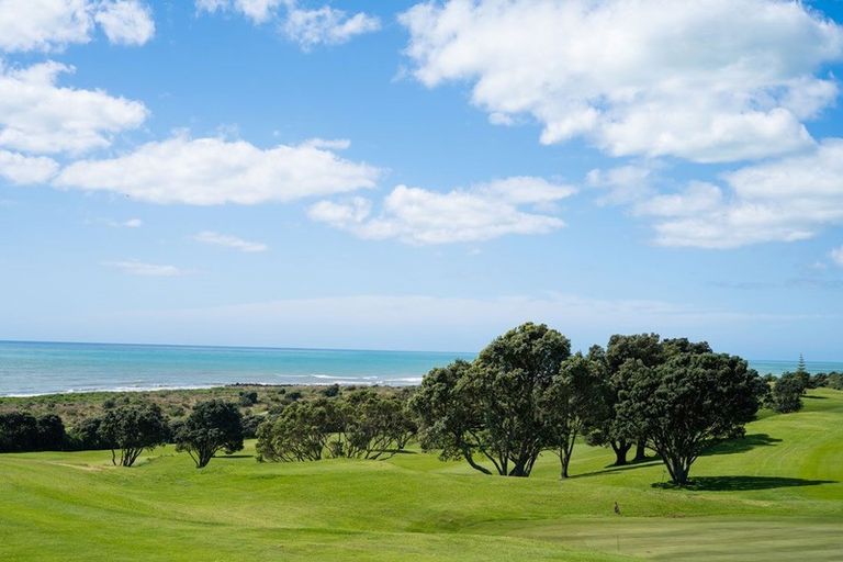 Photo of property in 2/5 Richmond Street, Fitzroy, New Plymouth, 4312