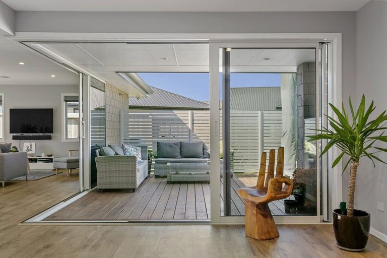 Photo of property in 3 Kamaka Street, Wharewaka, Taupo, 3330