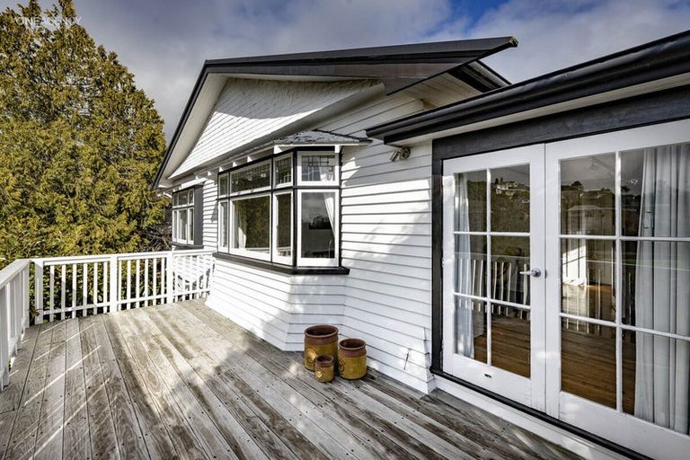 Photo of property in 14 Valley Road, Cashmere, Christchurch, 8022