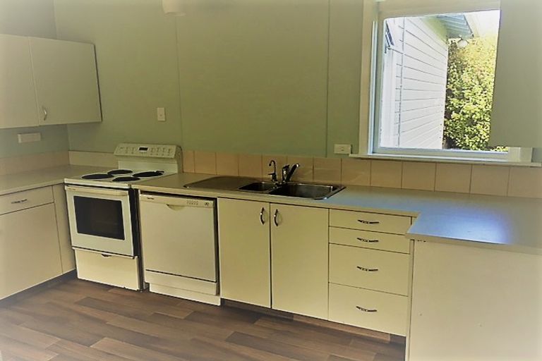 Photo of property in 21 Don Street, Oamaru North, Oamaru, 9400