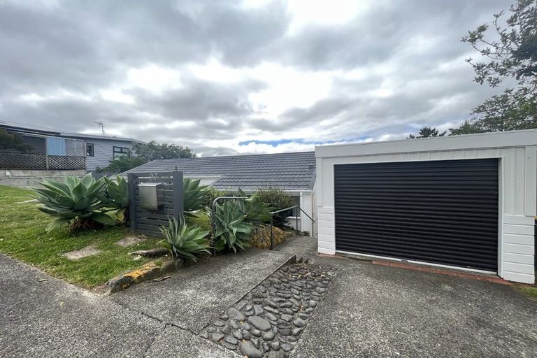 Photo of property in 97 Kahu Road, Paremata, Porirua, 5024