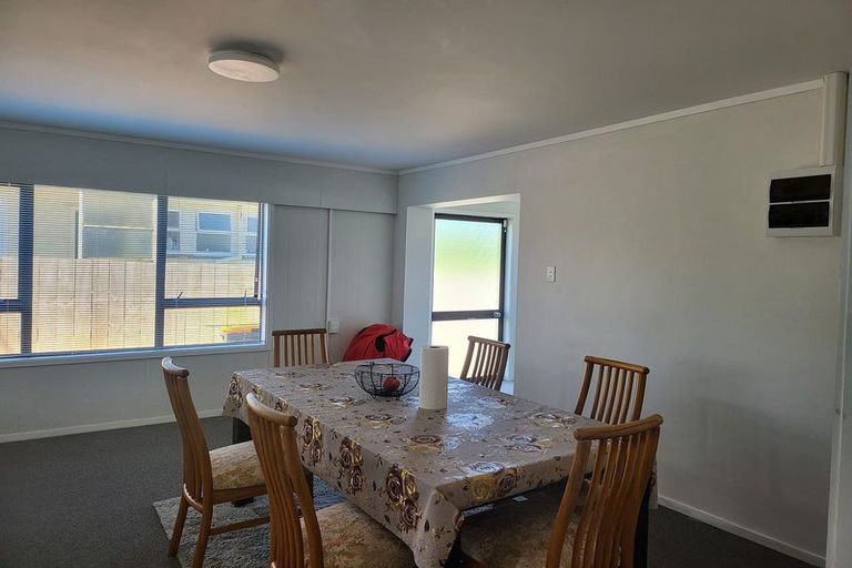 Photo of property in 41 Ferguson Street, Manurewa East, Auckland, 2102