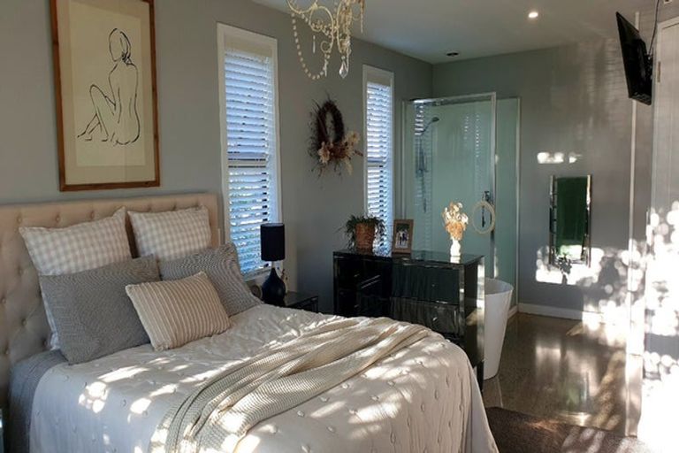 Photo of property in 43 Kittyhawk Drive, Kinloch, Taupo, 3377