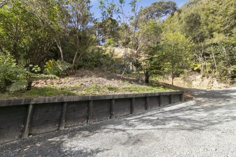 Photo of property in 8 Haven Grove, Naenae, Lower Hutt, 5011