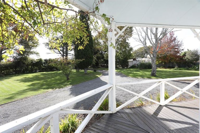 Photo of property in 49 Pukepapa Road, Marton, 4710