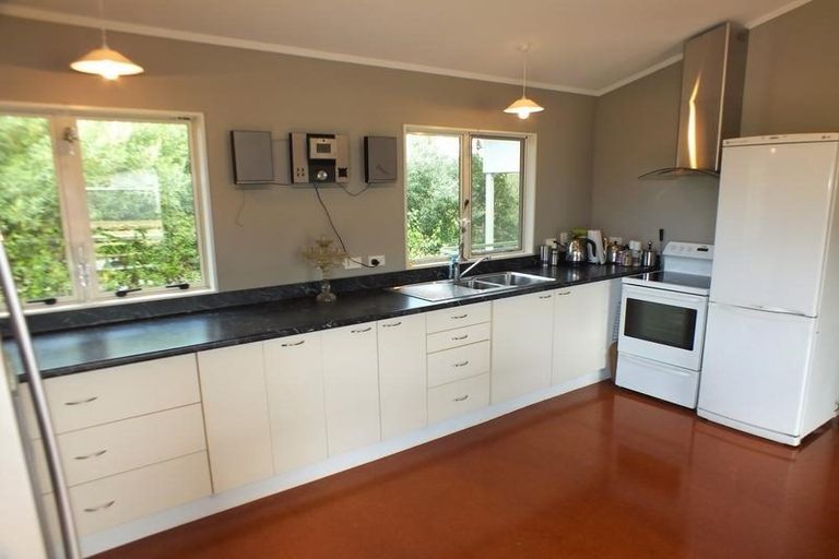 Photo of property in 618 Matarangi Drive, Matarangi, Whitianga, 3592