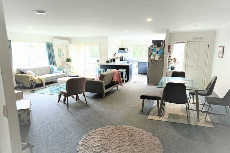 Photo of property in 5 Astrid Court, Awapuni, Palmerston North, 4412