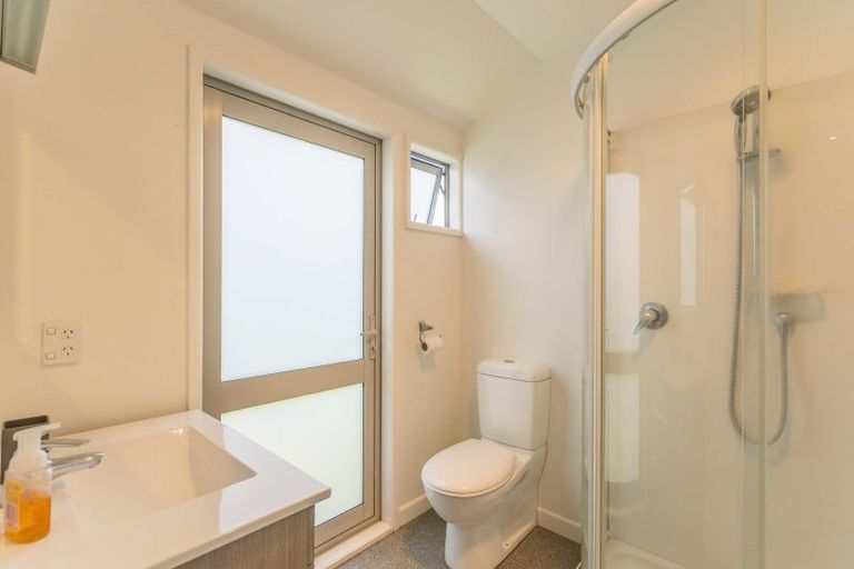 Photo of property in 114a Arawhata Road, Paraparaumu, 5032