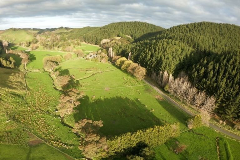 Photo of property in 455 Longacre Road, Okoia, Whanganui, 4582