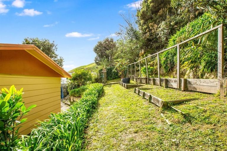Photo of property in 88 Arahura Crescent, Waitangirua, Porirua, 5024