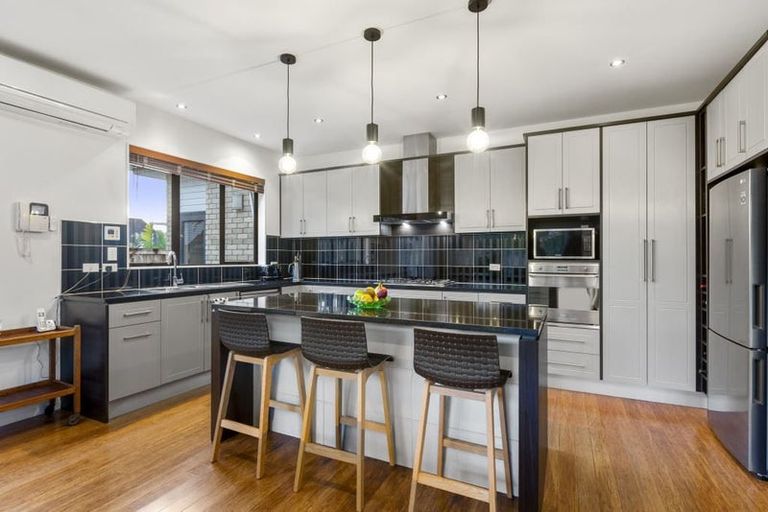 Photo of property in 56 Aberley Road, Schnapper Rock, Auckland, 0632