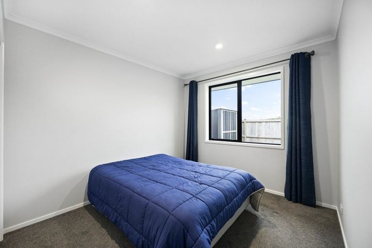 Photo of property in 32 Peacock Place, Pokeno, 2402