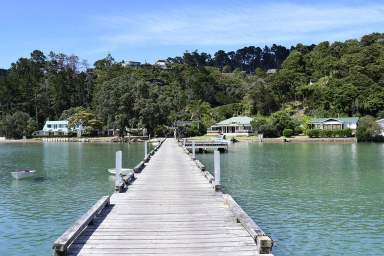 Photo of property in 12 Wilson Avenue, Kawau Island, 0920
