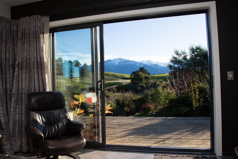 Photo of property in 15 Clemett Court, Kaikoura Flat, Kaikoura, 7371