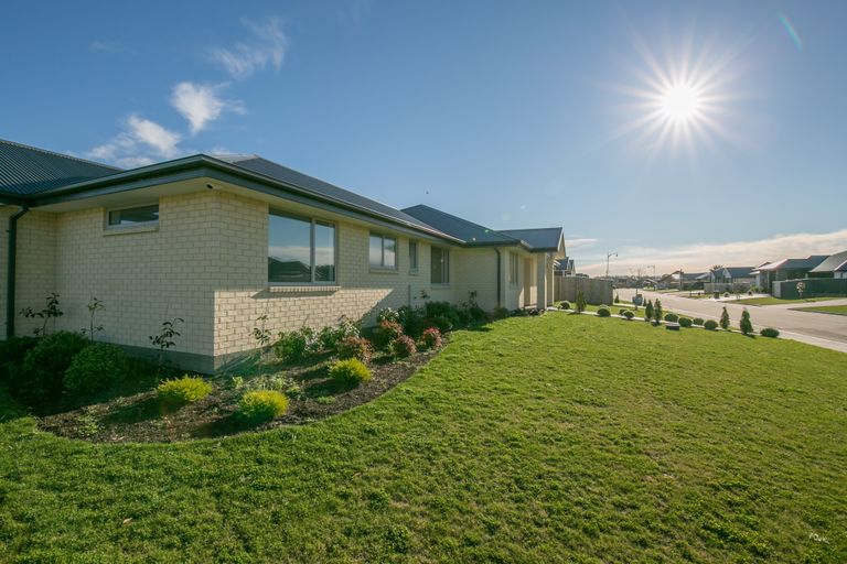 Photo of property in 85 Beachvale Drive, Kaiapoi, 7630