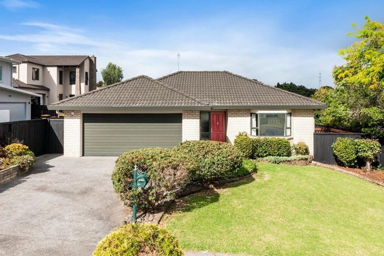 Photo of property in 320 Hill Road, The Gardens, Auckland, 2105