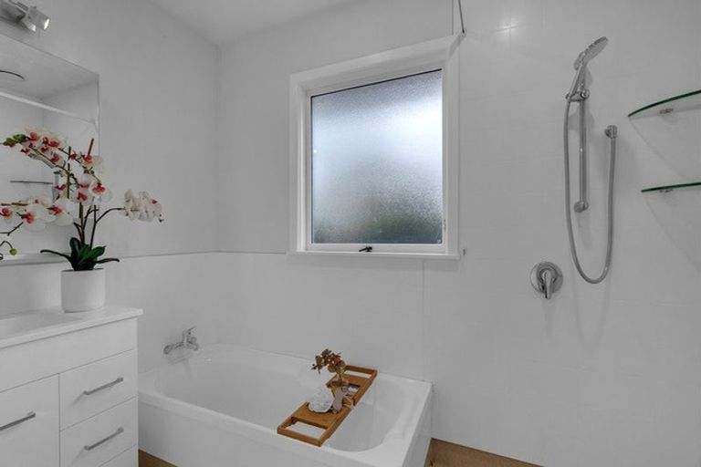 Photo of property in 43 Seddon Street, Rangiora, 7400