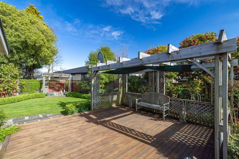 Photo of property in 17 Dellow Place, Spreydon, Christchurch, 8024