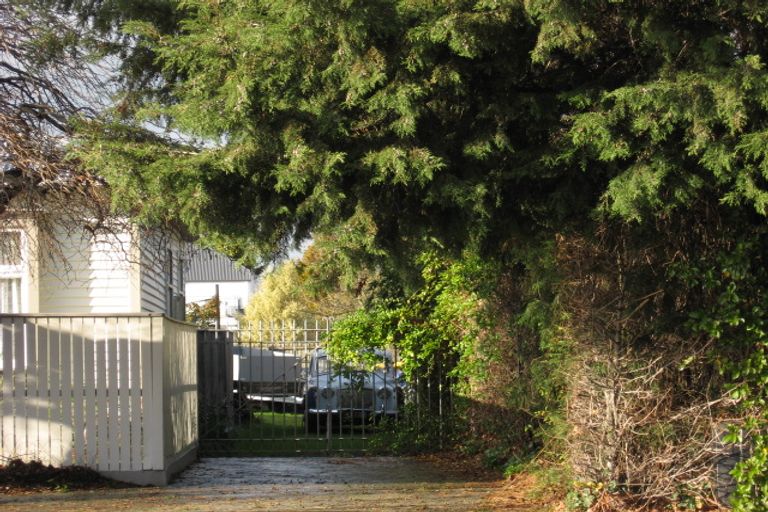 Photo of property in 130 Innes Road, St Albans, Christchurch, 8052