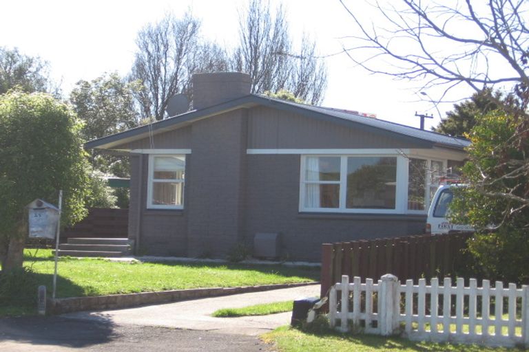 Photo of property in 17 Simon Place, Nawton, Hamilton, 3200