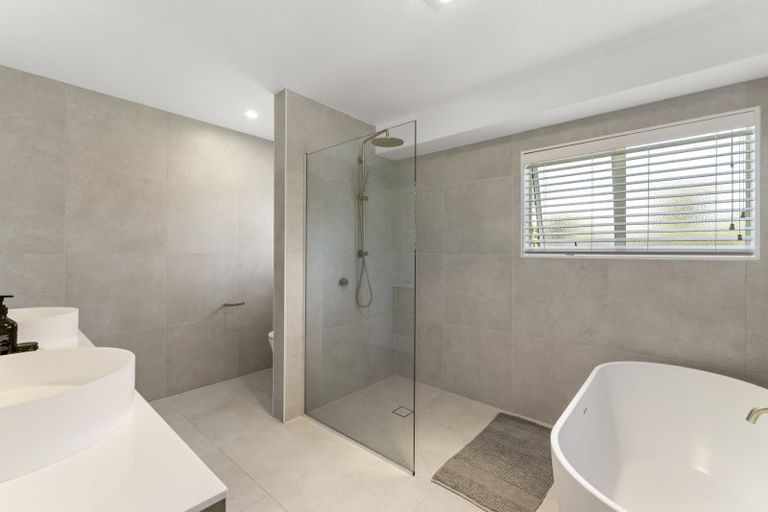 Photo of property in 4 Bermuda Drive, Papamoa Beach, Papamoa, 3118