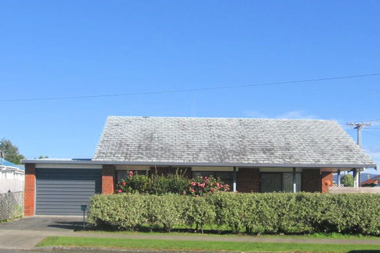 Photo of property in 6 Church Street, Onerahi, Whangarei, 0110