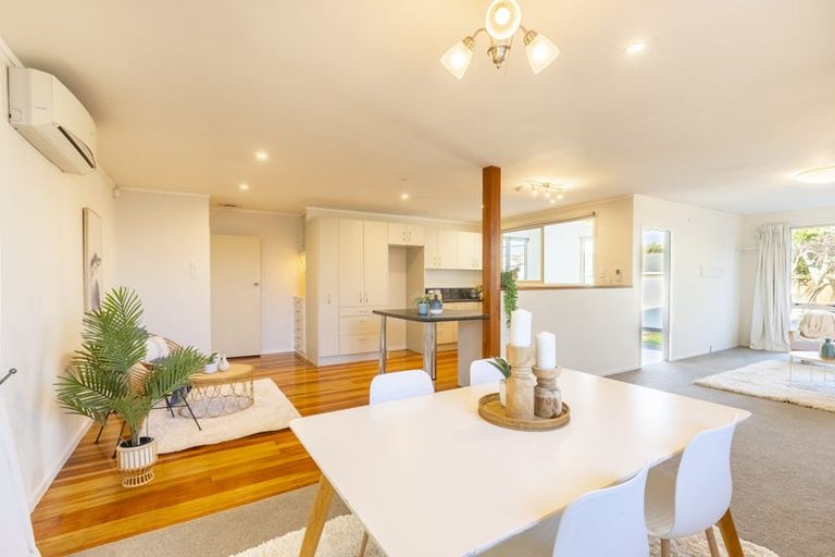 Photo of property in 45 Gray Avenue, Paraparaumu Beach, Paraparaumu, 5032