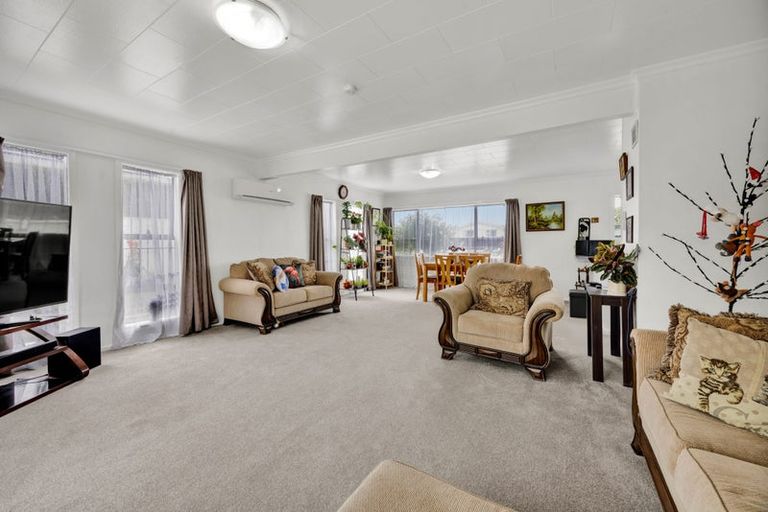 Photo of property in 31 Kamahi Avenue, Hawera, 4610