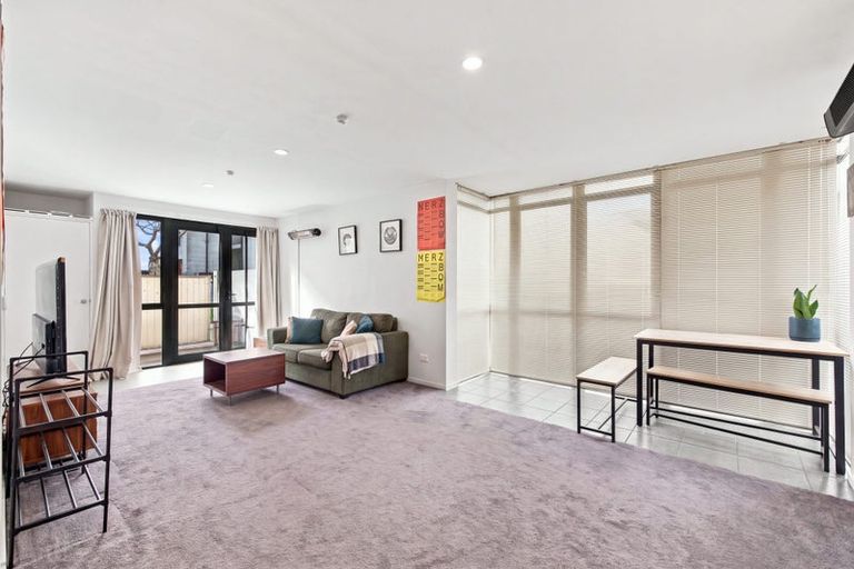 Photo of property in 22/868 Colombo Street, Christchurch Central, Christchurch, 8013