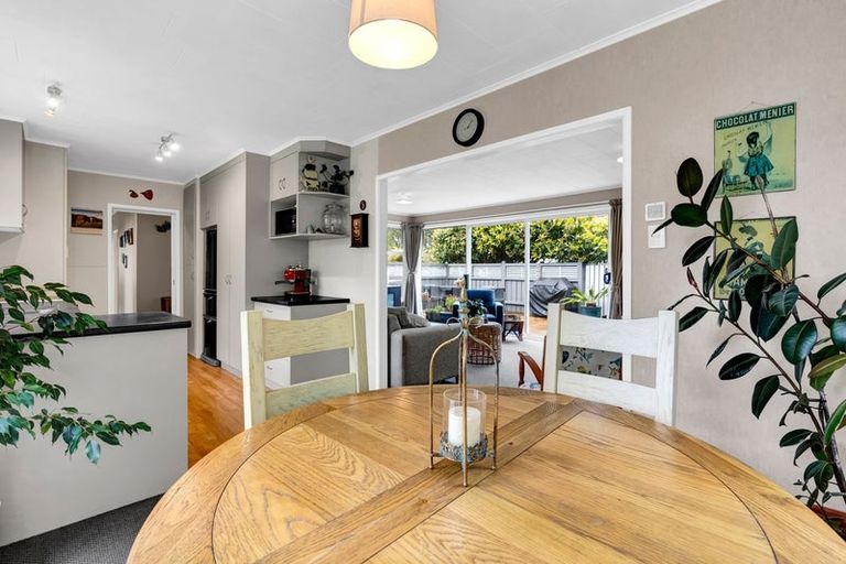 Photo of property in 19 Rossiter Crescent, Lynmouth, New Plymouth, 4310