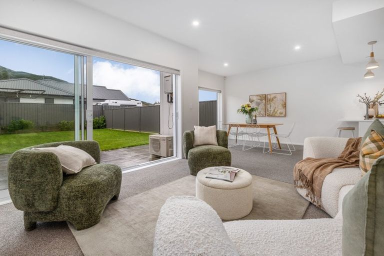 Photo of property in 81 Hokioi Drive, Kenepuru, Porirua, 5022