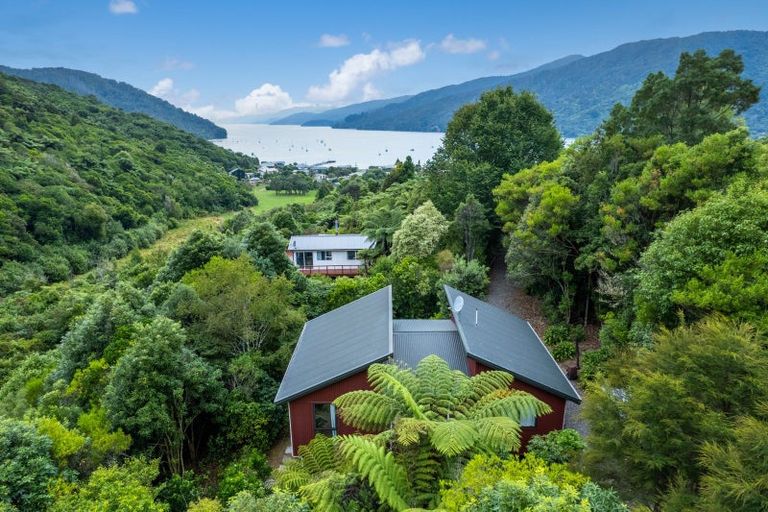 Photo of property in 32 Tirimoana Terrace, Anakiwa, Linkwater, 7281