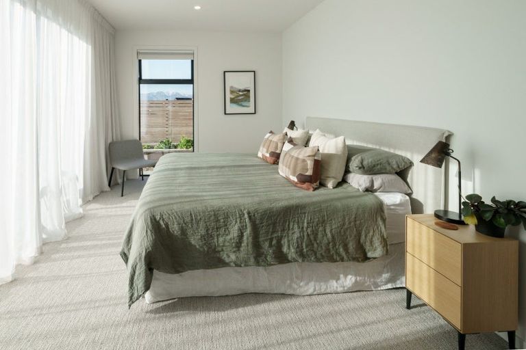 Photo of property in 11 Deans Drive, Wanaka, 9305